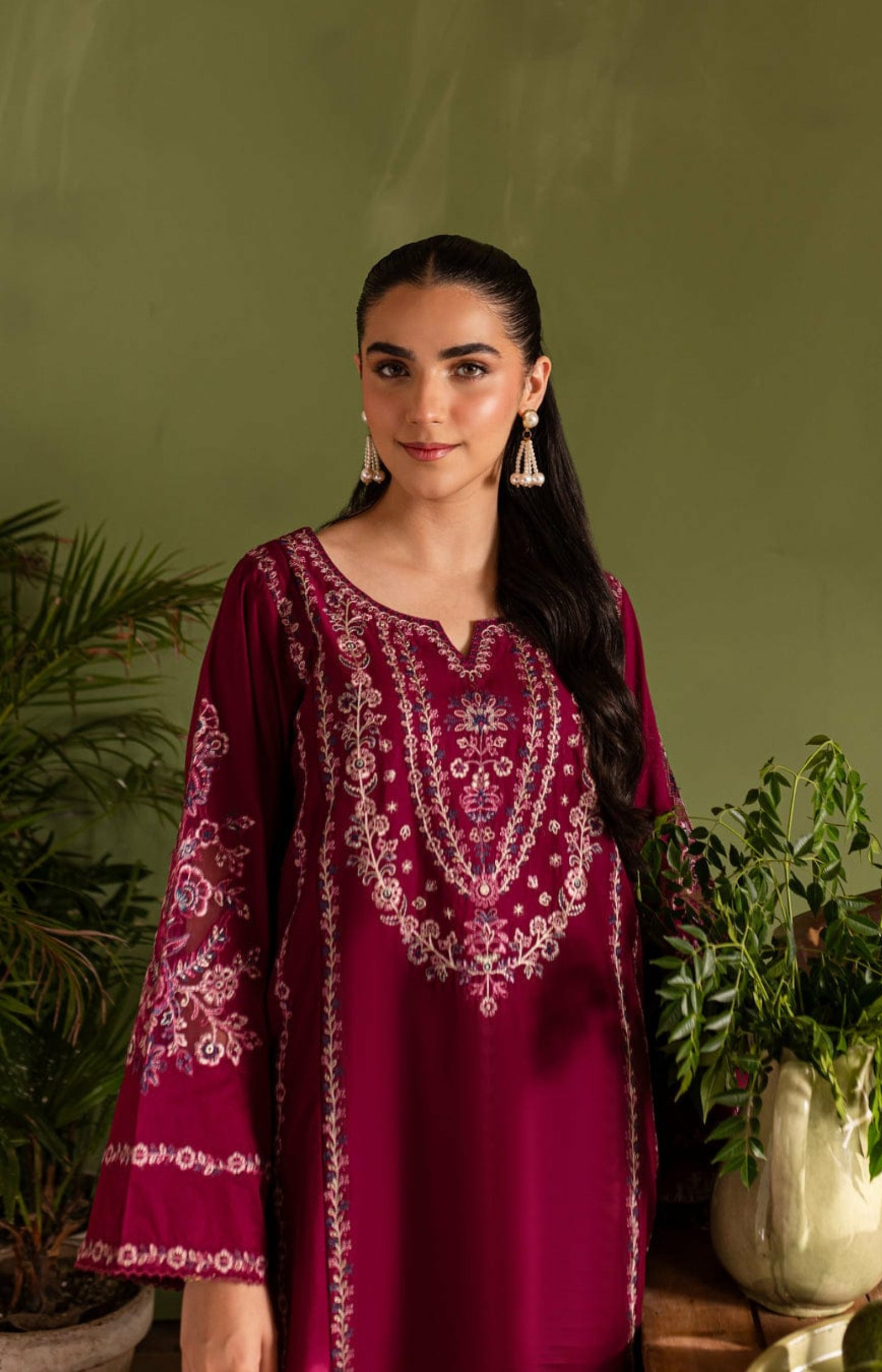 Betty Embroidery 2-Piece