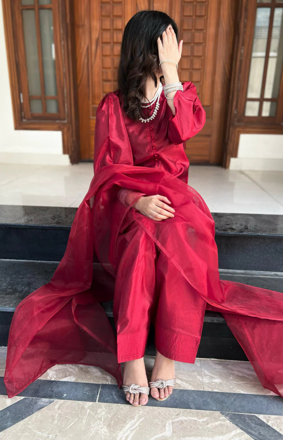 Varda ( Farshi Shalwar )